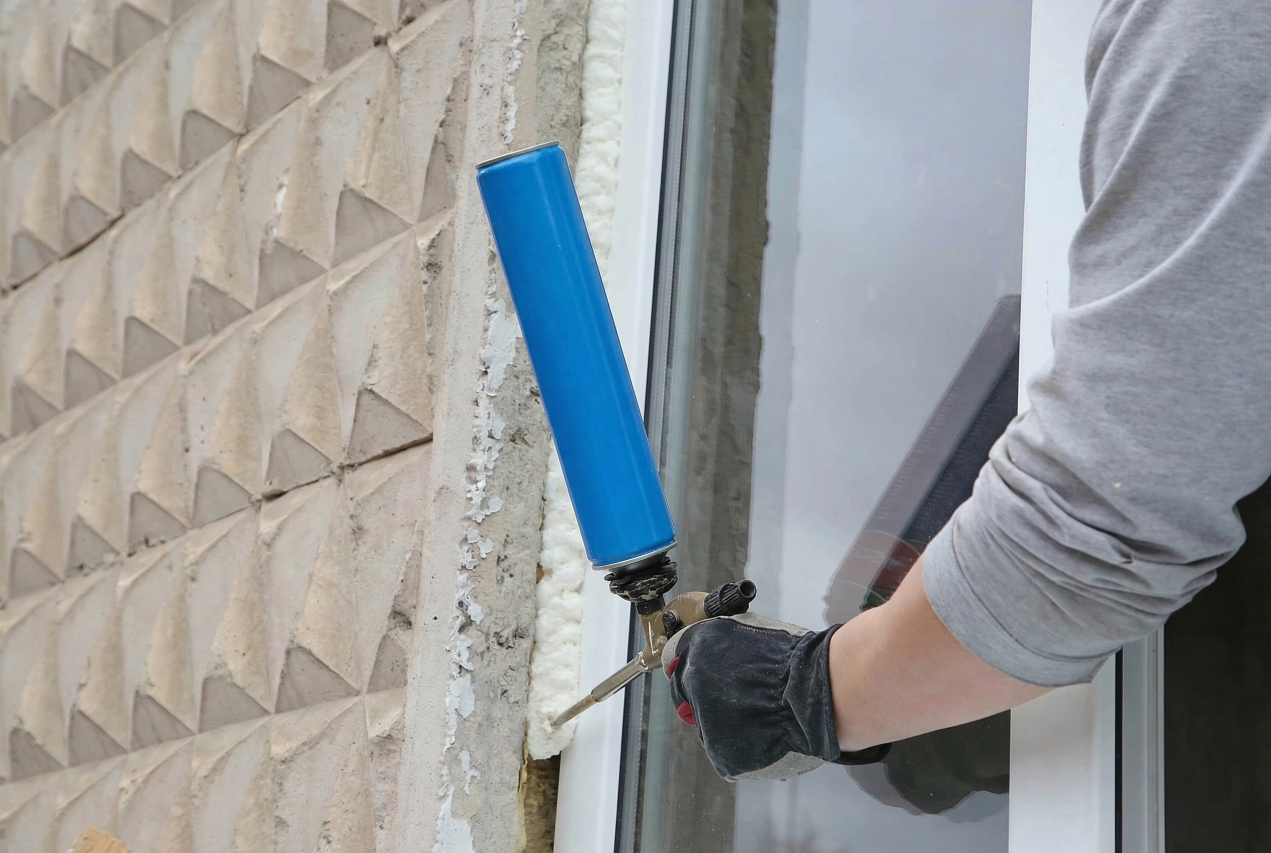 Профессиональная монтажная пена